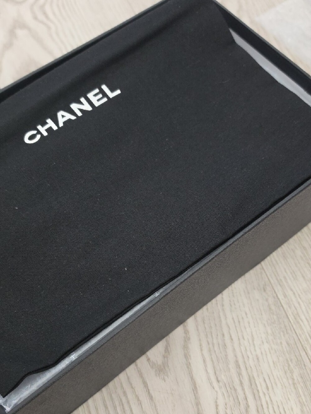 CHANEL Black Leather Pumps with Turquoise Cap Toe - Picture 9 of 10